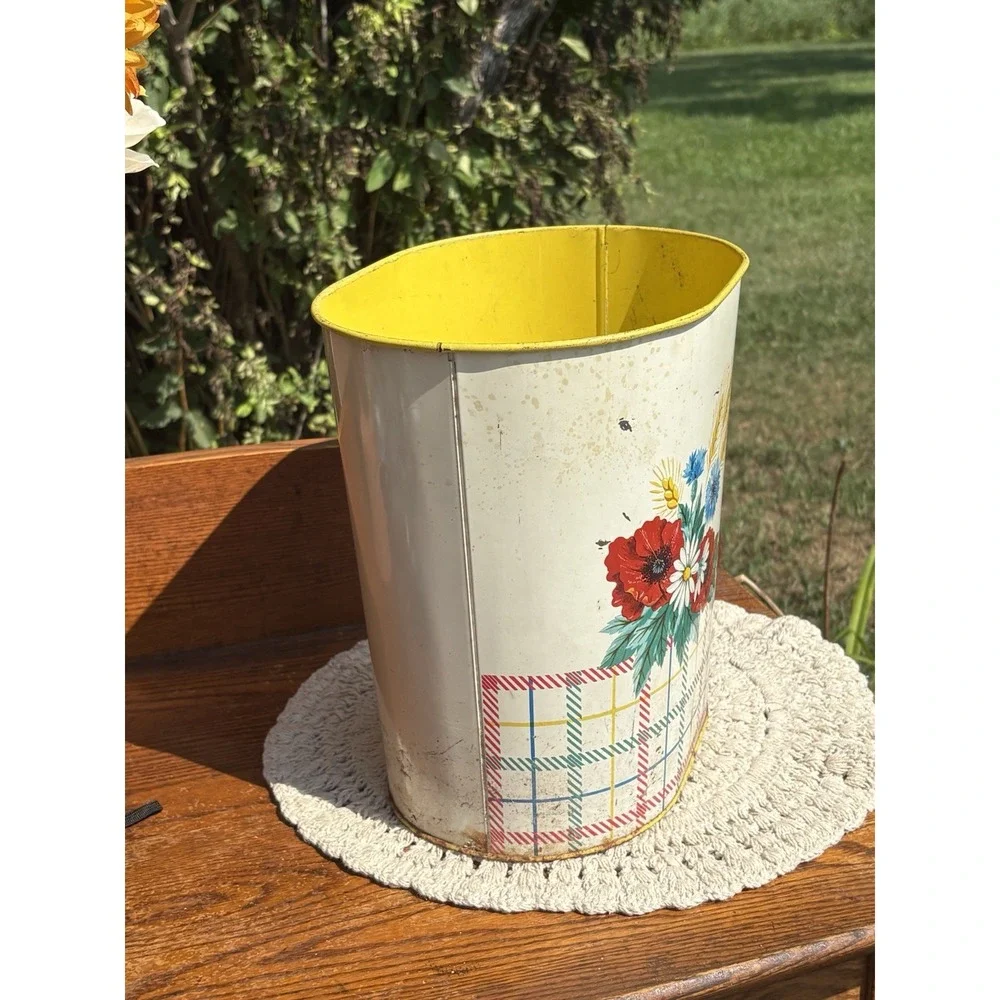 Vtg Mid Century Metal Trash Can Waste Basket Yellow Red White Floral Plaid 11.5